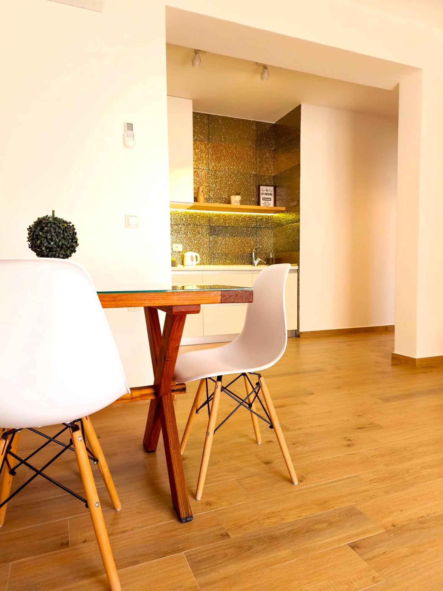 Lacasa Apartments & Restaurant Ulcinj Luaran gambar
