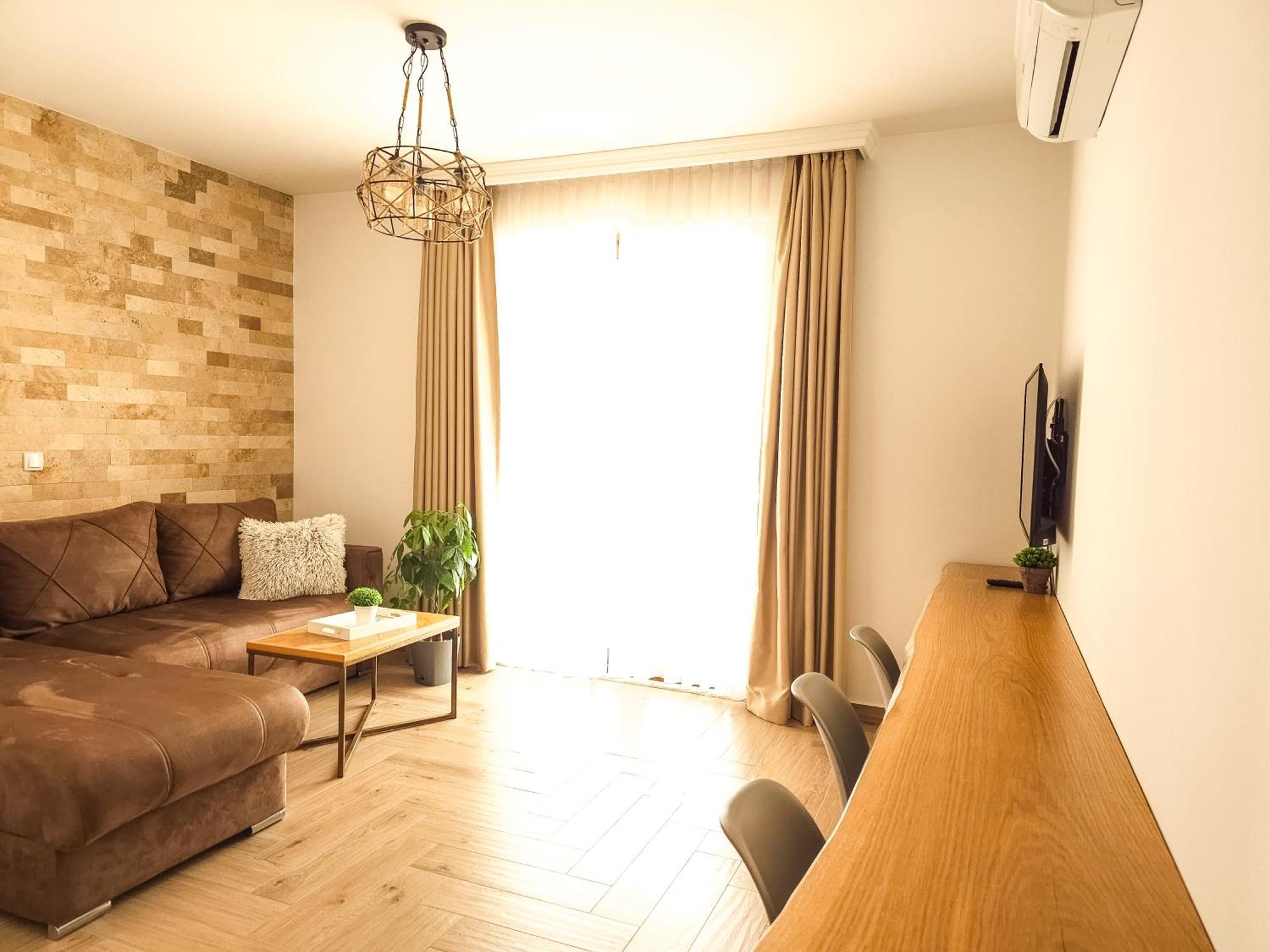 Lacasa Apartments & Restaurant Ulcinj Luaran gambar